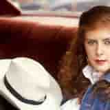 Kirsty MacColl