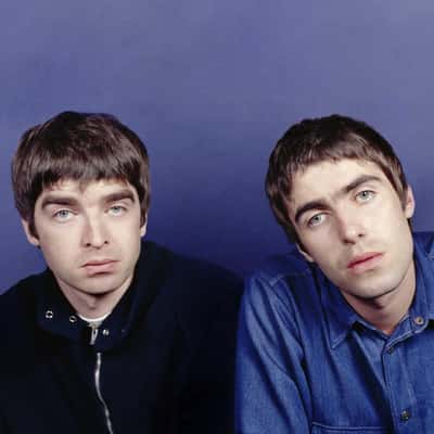 Oasis: A Monumental Debut